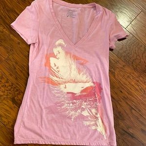 American Eagle V-neck Tee